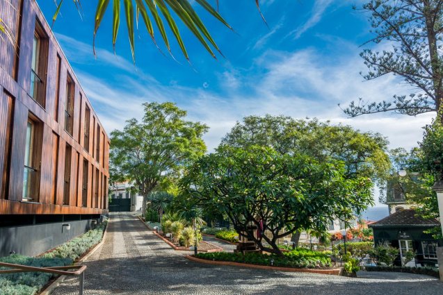 Entree van Hotel ARTS in Conde Carvahal op Madeira