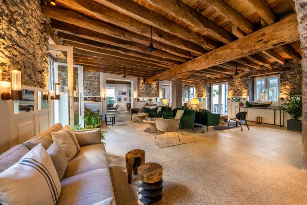 Pestana Fisherman Village