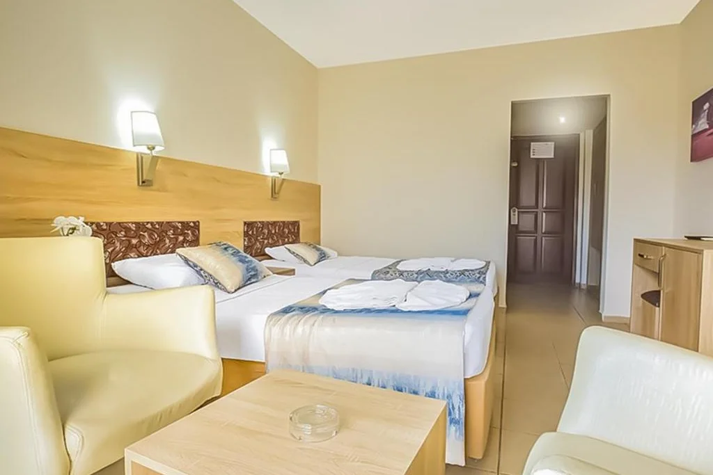 Kleopatra Arsi Hotel