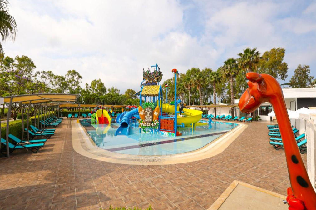 Crystal Paraiso Verde Resort