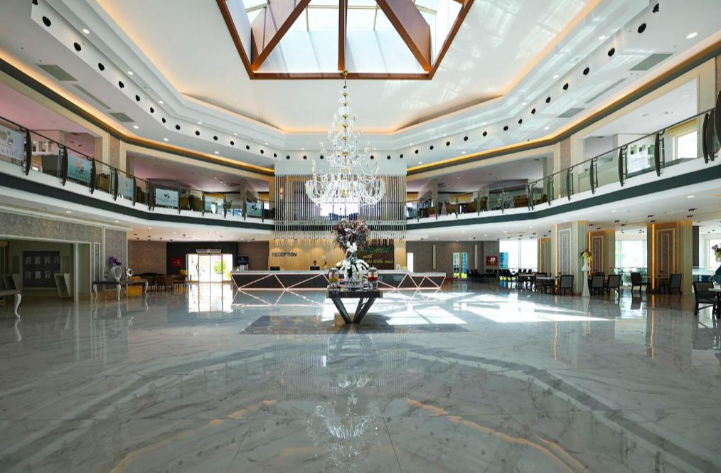 Crystal Paraiso Verde Resort