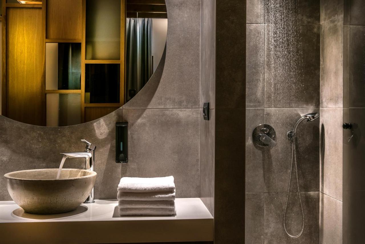 Petousis Hotel and Suites