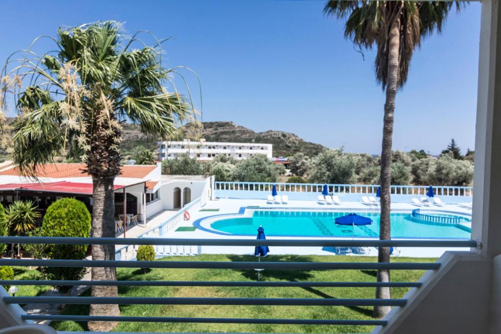 Tivoli Hotel and Apartments 