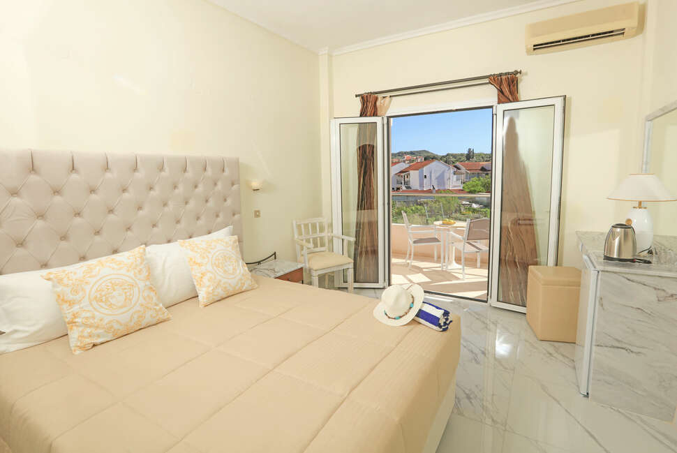 Cavomarina Beach Hotel