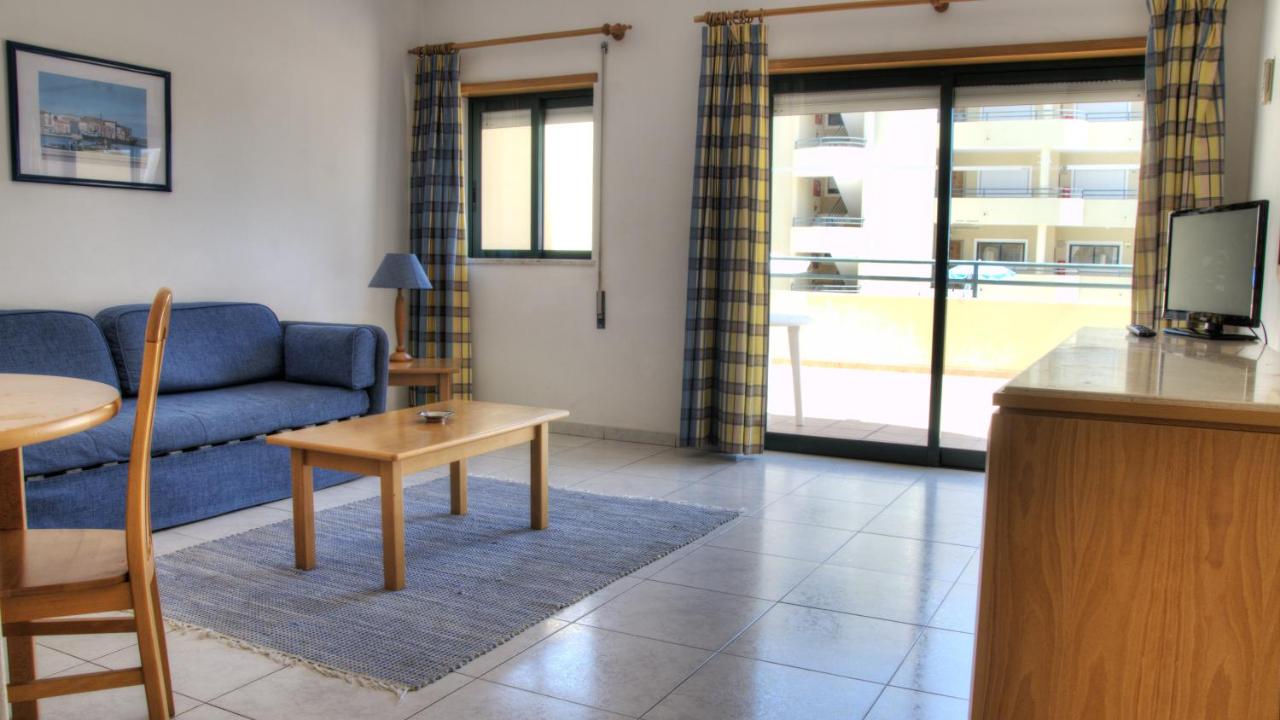 Plaza Real Aparthotel