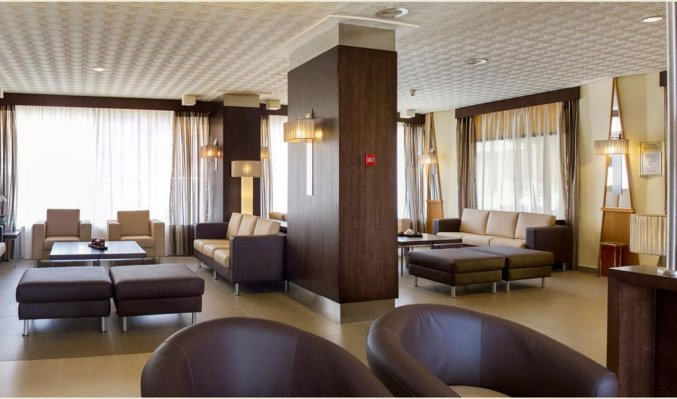 Zitgedeelte in de lobby van hotel Rincon Sol aan de Costa del Sol