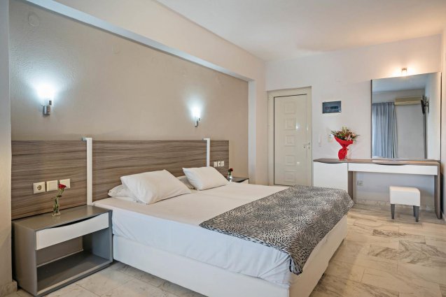 Tweepersoonskamer van Aparthotel Apollo in Kreta