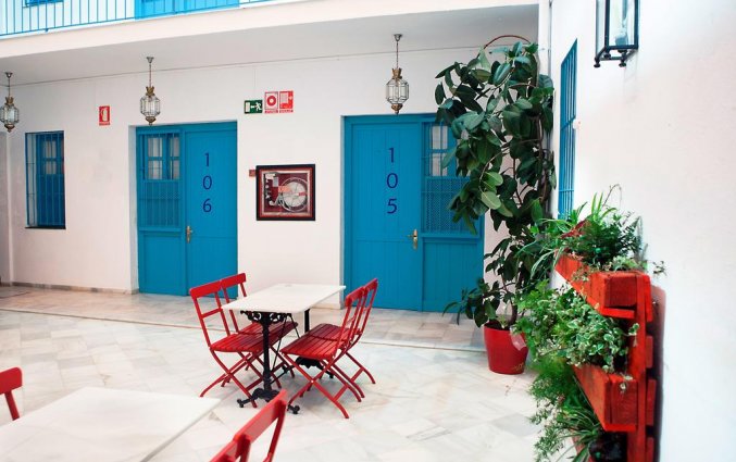 Terras van Hotel Casual Sevilla de Las Letras in Sevilla