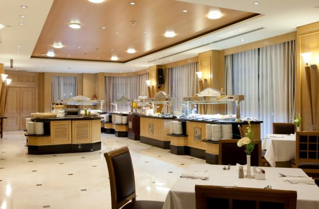 Hotel Sevilla Center