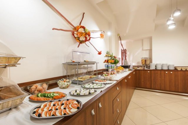 Ontbijtbuffet van Hotel Alexander in Krakau