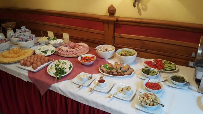 Ontbijtbuffet van Hotel Rezydent in Krakau
