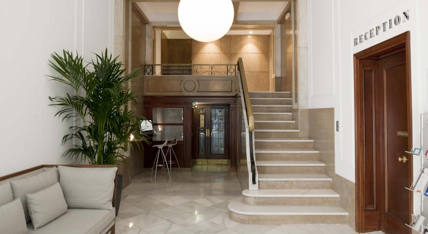 Hal Eric Vökel Boutique Apartments Gran Vía Suites