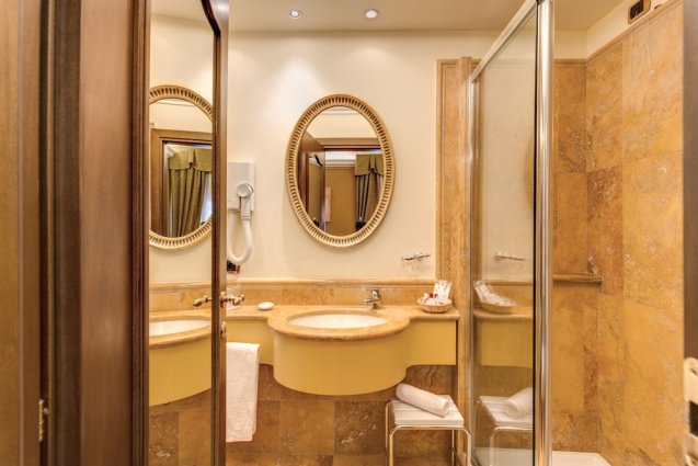 Badkamer van hotel Al Codega