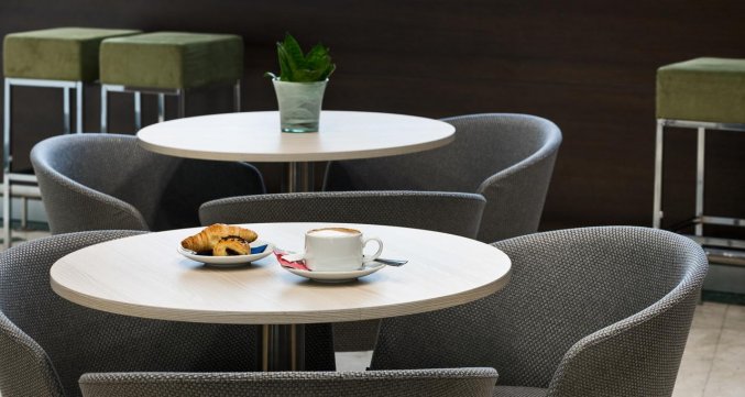 Hotel NH Valencia Center