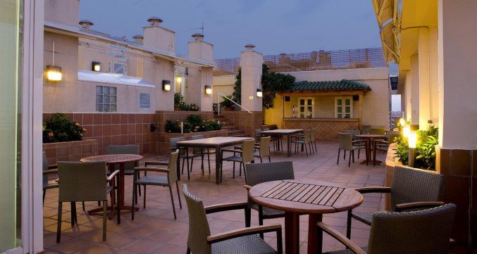 Hotel NH Valencia Center