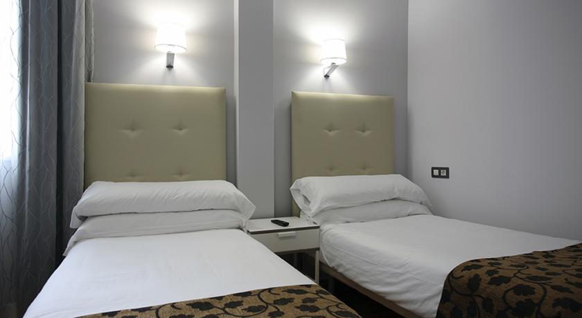 Tweepersoonskamer van Hotel Casual Gurea in Bilbao