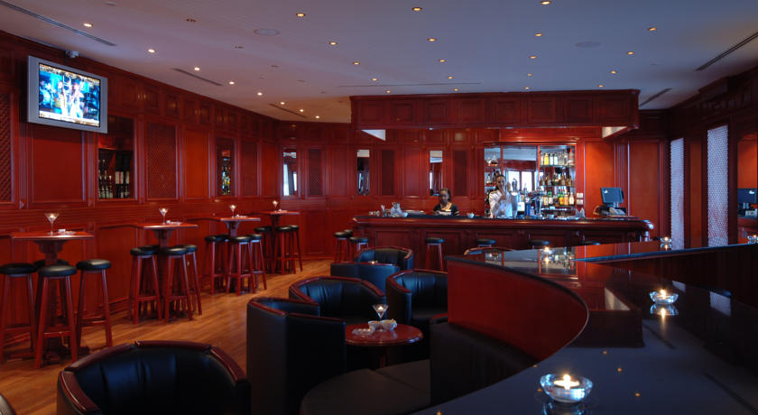 Bar van Hotel Grand Excelsior in Dubai