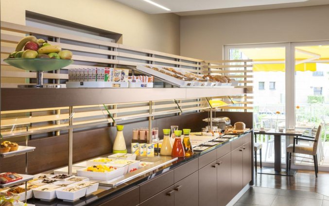 Ontbijtbuffet van Hotel NH Berlin Postdamer Platz in Berlijn