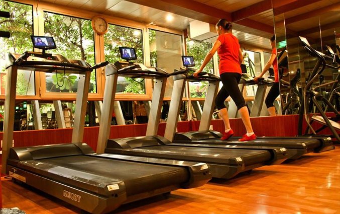 Fitnessruimte van Hotel Arabian Courtyardin Dubai