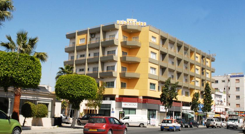 Buitenkant Hotel Sunflower