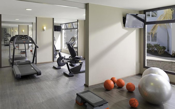 Fitnesszaal van Hotel H10 White Suites op Lanzarote