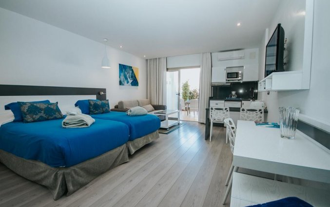 Tweepersoonskamer van Servatur Casablanca Suites & Spa op Gran Canaria