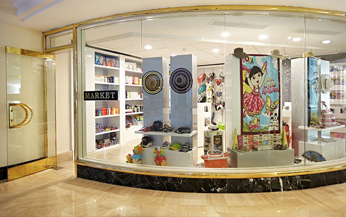 Market van hotel Rixos Downtown Antlaya