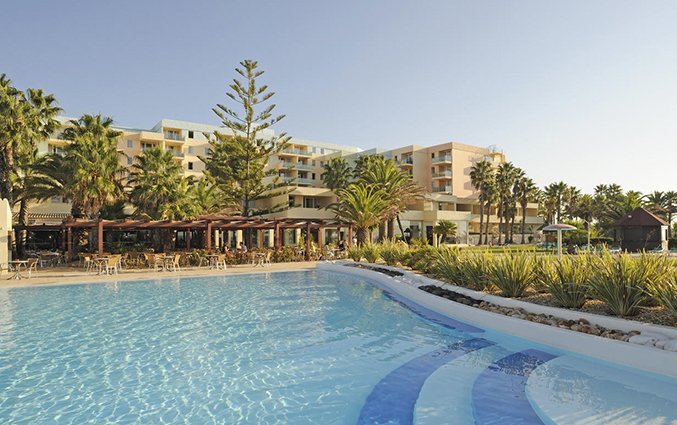 Zwembad van Hotel Pestana Viking Beach & SPA Resort Algarve