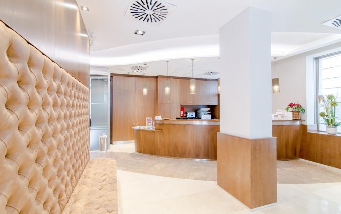 Receptie van Hotel Santa Marta in Barcelona