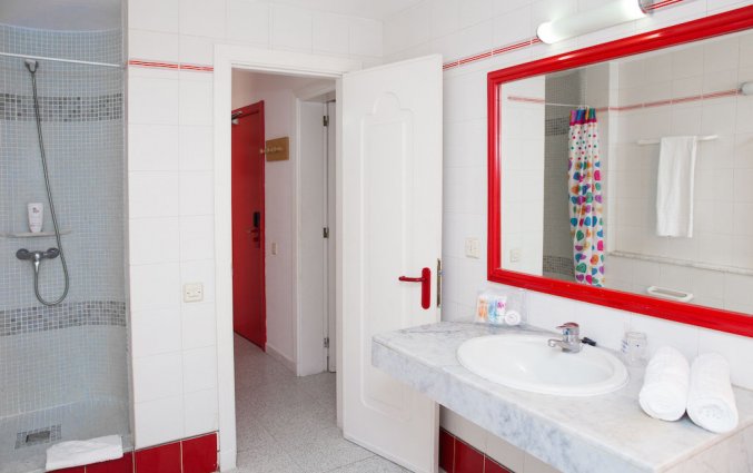 Badkamer van appartementen The Koala Garden Suites in Gran Canaria