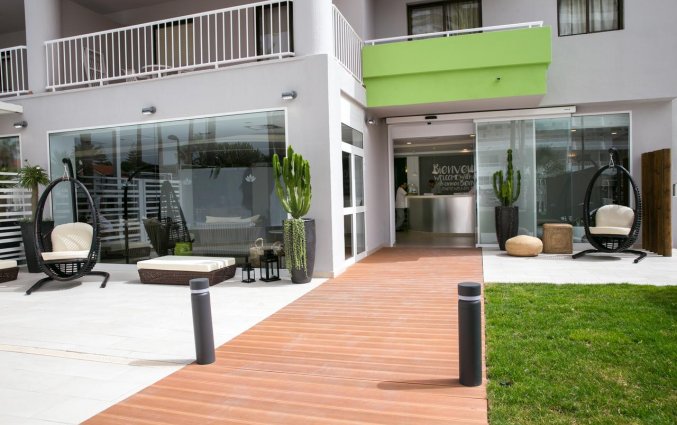 Ingang van Hotel THe Anamar Suite op Gran Canaria