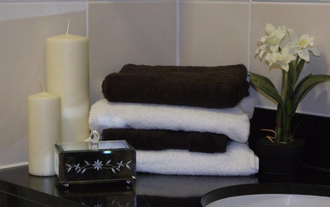 Badkamer van een tweepersoonskamer van Hotel Dublin Skylon in Dublin