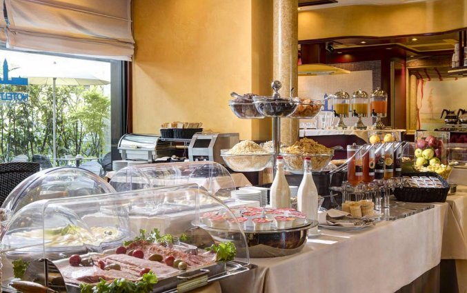 Ontbijtzaal van Hotel Best Western Tritone in Venetie