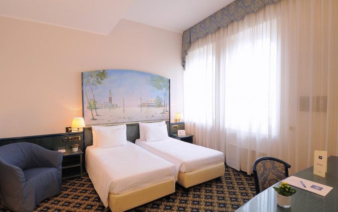 Tweepersoonskamer van Hotel IH Milano Ambasciatori Milaan