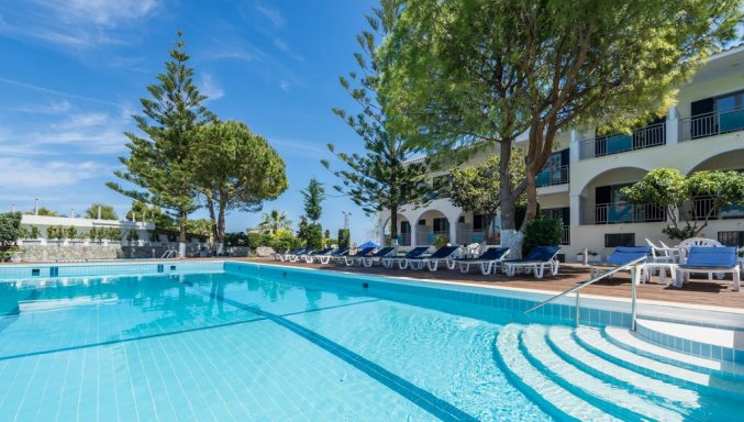 Zwembad van Hotel Contessa Zakynthos